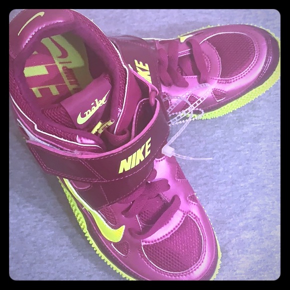 Nike Athletic  /sneaker shoe - Picture 1 of 9